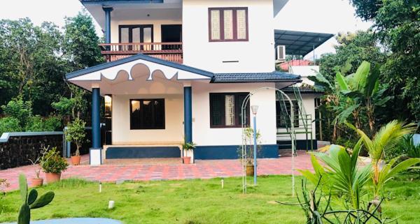 7Th Heaven Kannur Chakkarakkal Exterior photo